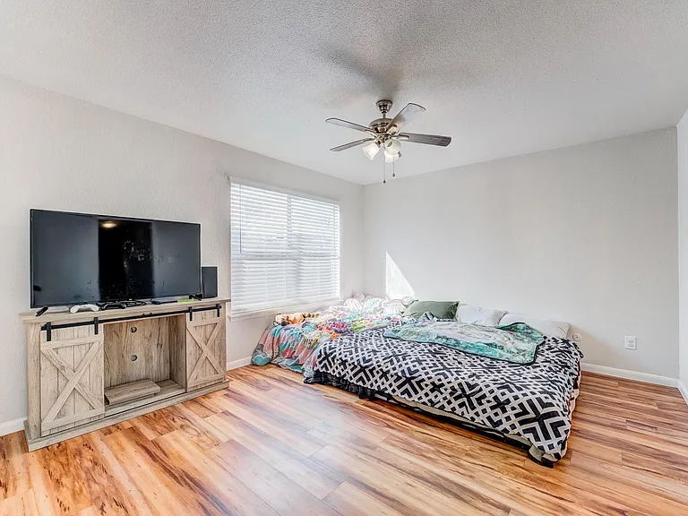 6001 Reims Rd #301 — Photo 19
