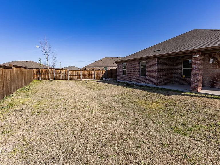 6321 Wales St — Photo 79