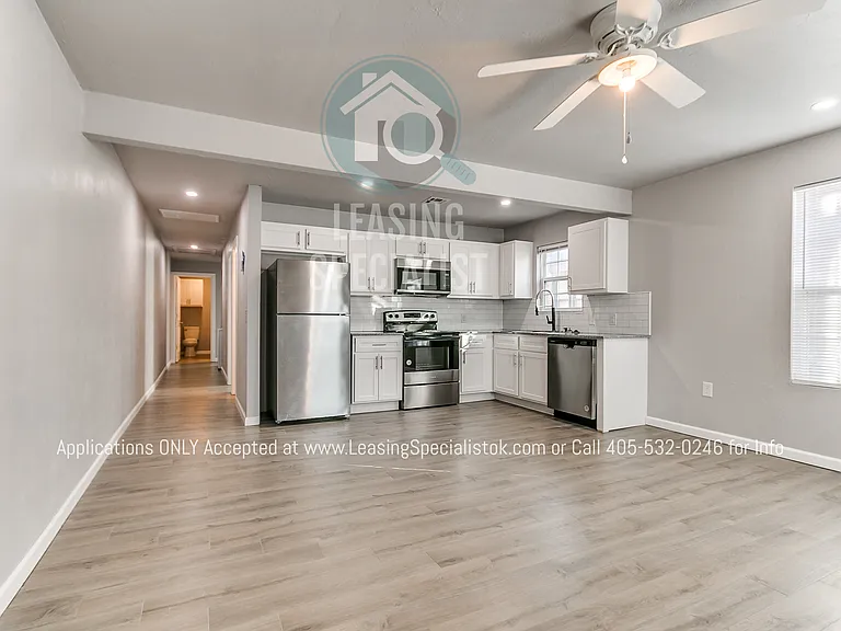 1115 NW 27th St #1115 — Photo 17