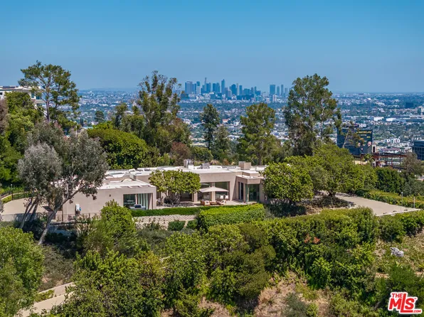 1016 N Hillcrest Rd, Beverly Hills, CA 90210