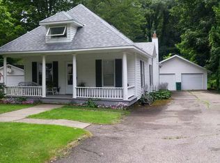 611 N Gordon St, Marshall, MI 49068