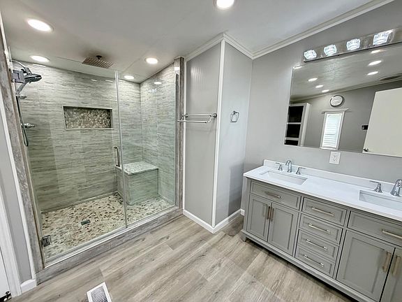 4th image of 3000 Baron Ln