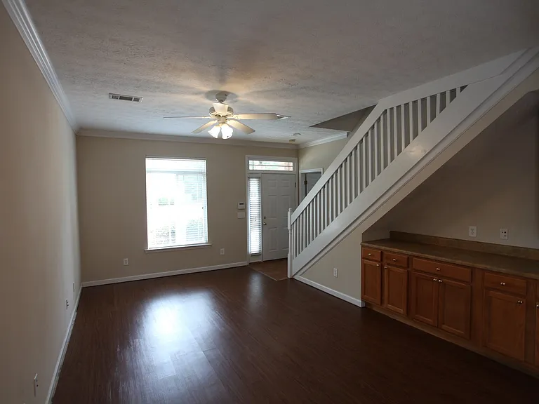 348 Jack Hampton Dr — Photo 12
