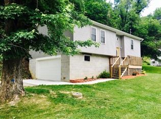 3294 State Route 93, Ironton, OH 45638