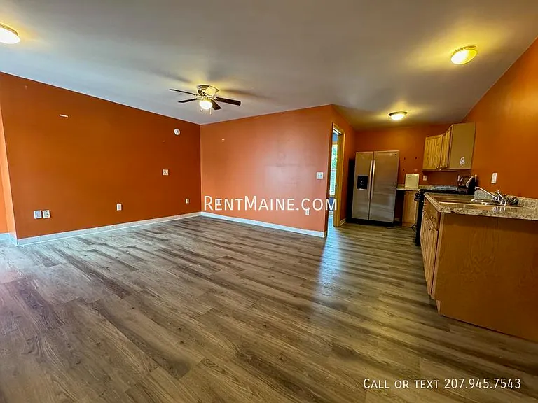 114 Bridge St #3 — Photo 4