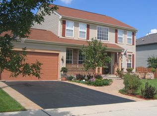 5403 Cleary Ct, Carpentersville, IL 60110