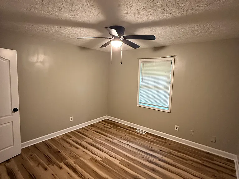 6379 Skyline Dr — Photo 9