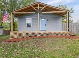 1409 Dakota St, Leavenworth, KS 66048