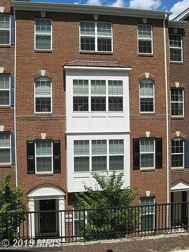 1st image of 2261 Kew Gardens Dr #186