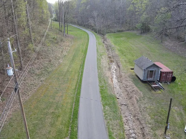 179 Pyle Rd, Lucasville, OH 45648