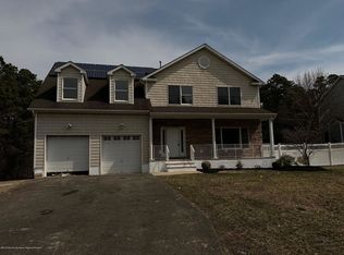 493 Western Blvd, Bayville, NJ 08721