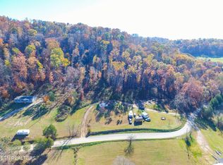 738 & 742 Archer Rd, Luttrell, TN 37779