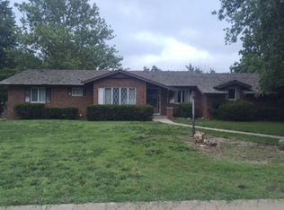 425 Anthony St, Clay Center, KS 67432
