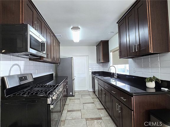 5th image of 6704 Rhea Ave