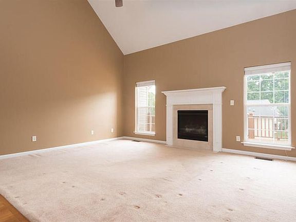 3rd image of 11407 Oxford Station Ln