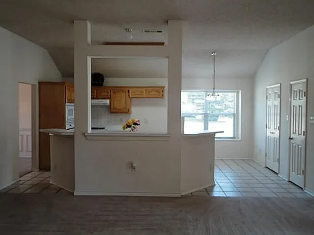 123 E Clubview Cir — Photo 11