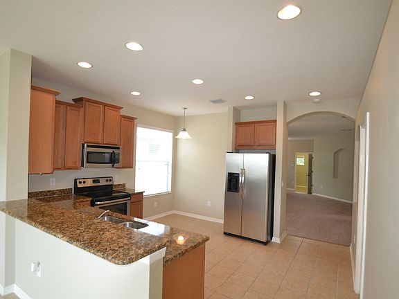3rd image of 12856 Geneva Glade Dr