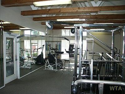 3rd image of 8617 Spicewood Spgs APT 221