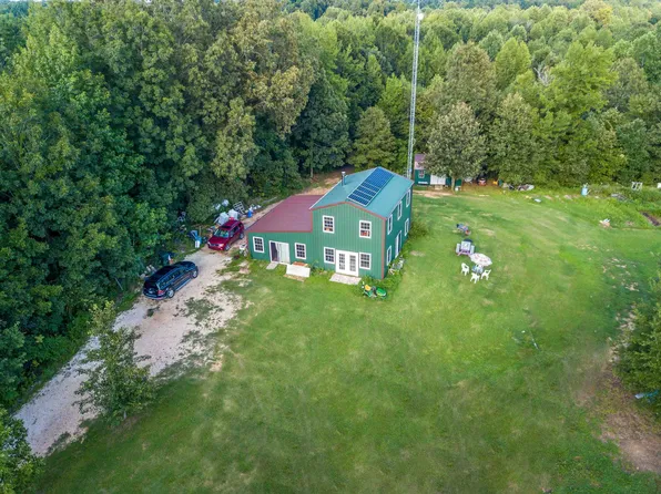 820 Liberty Rd, Greenfield, TN 38230