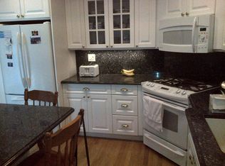 76 Paumanake Ave, Babylon, NY 11702