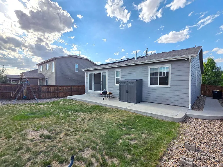 25606 E Bayaud Ave — Photo 33
