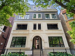 2020 N Howe St #2S, Chicago, IL 60614