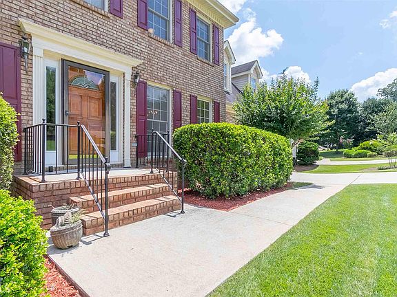 2nd image of 231 Thornbush Trce #91