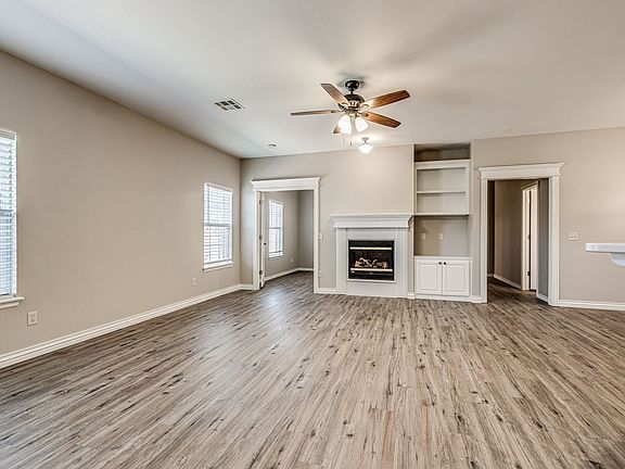 5th image of 15612 Darlington Ln