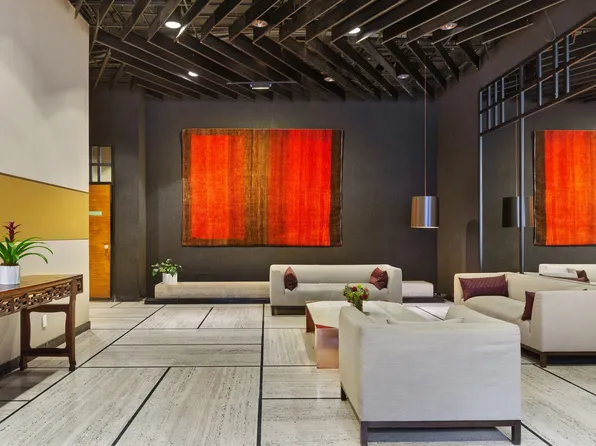 301 East 45th Street image 1 of 10