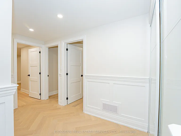 337 Centennial Rd #BASEMENT — Photo 19
