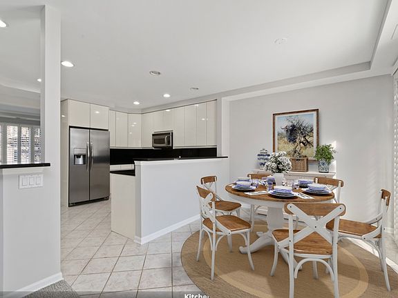5th image of 21 Beaconsfield Ct