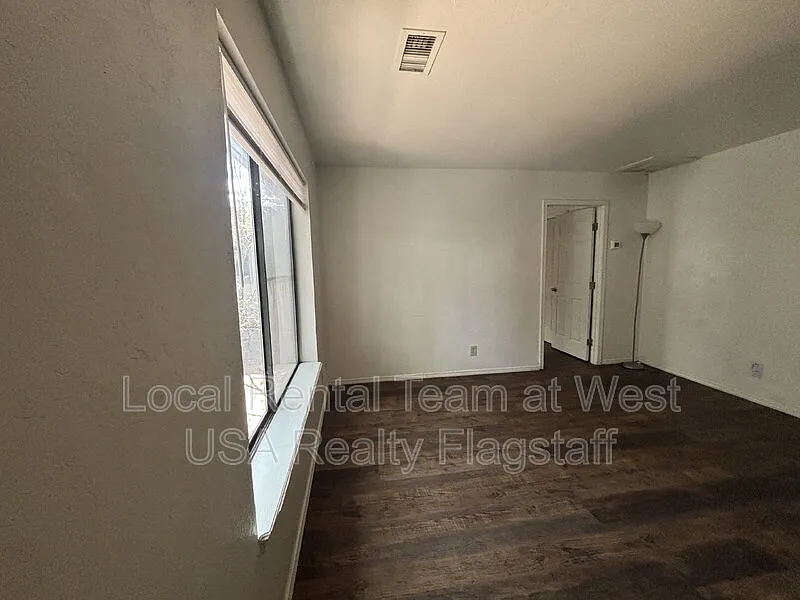 Near Nau - $3000.00/Floor — Photo 2