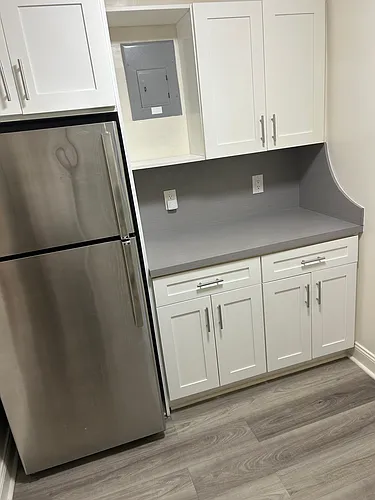 528 Howard Ave #1B Photo 1