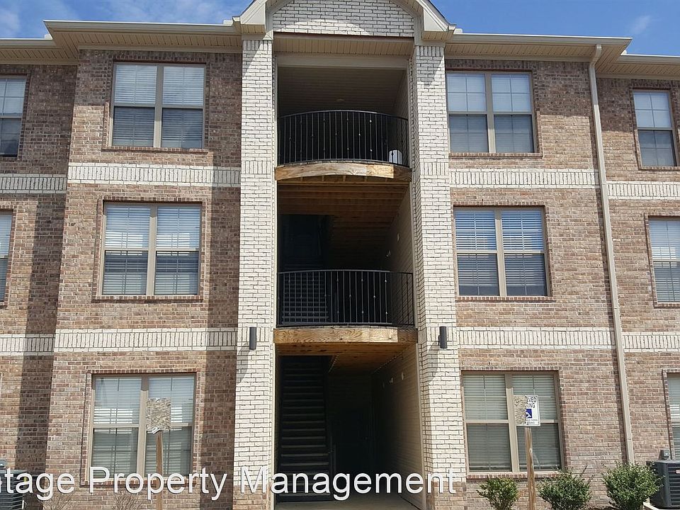 2nd image of 1805 Ott Memorial Dr APT 304