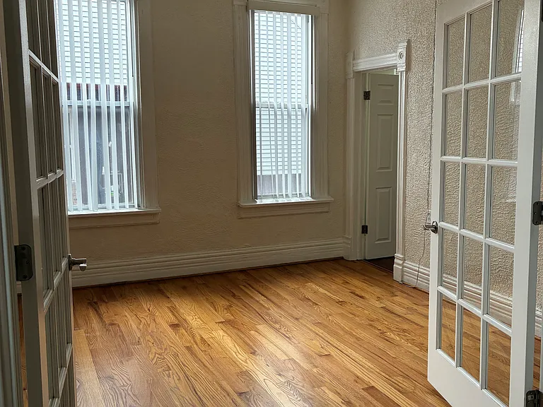 1630 W 18th Pl #2R — Photo 4