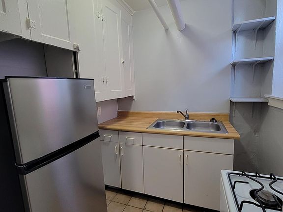 4th image of 17790 Palmer St #B2