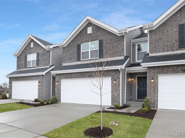 22 Fairmount Grove Dr, Saint Peters, MO 63376