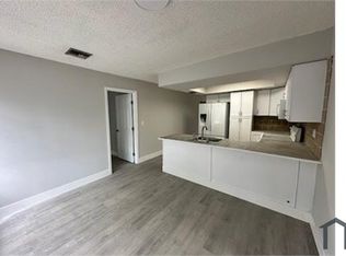 7328 NW 76th Dr, Hollywood, FL 33021