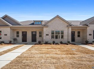 402 Ronnie Dr SE, Decatur, AL 35603