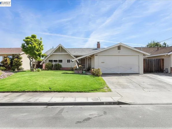 21330 Kahlert St, Castro Valley, CA 94546