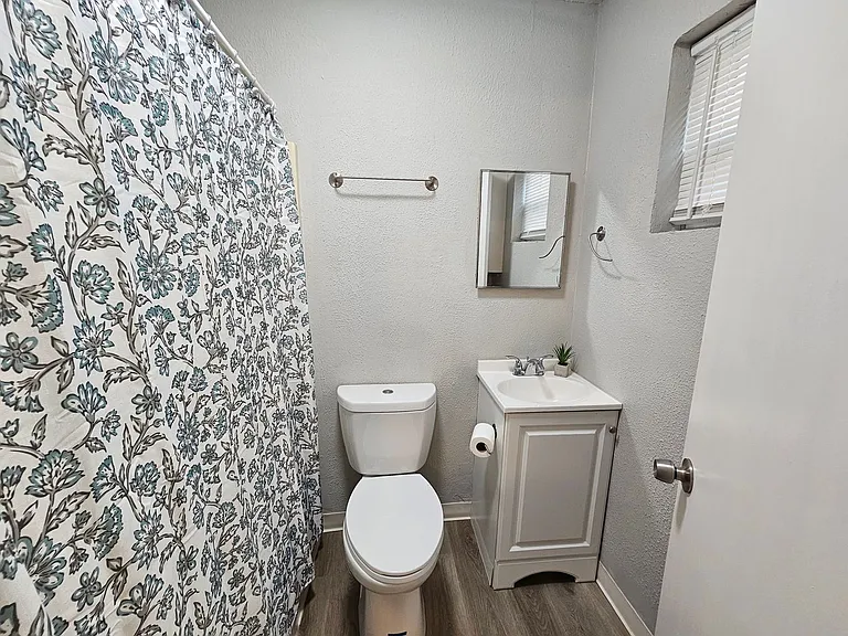 Patriot Apartments — Photo 21