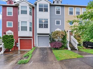 233 NW Battaglia Ave, Gresham, OR 97080