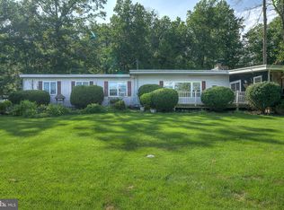 821 Schwenksville Rd, Schwenksville, PA 19473
