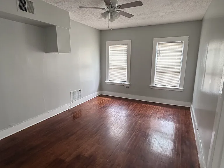 375 Norton St #3 — Photo 6