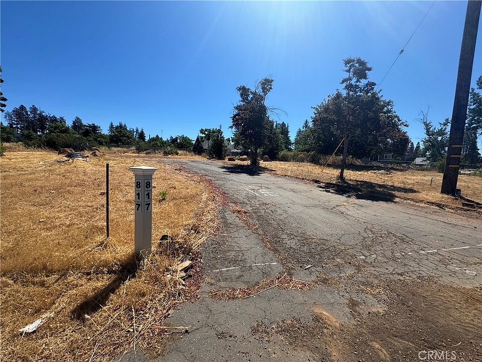 1st image of 817 Camellia Dr #1