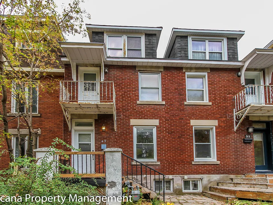 49 Heney St #1