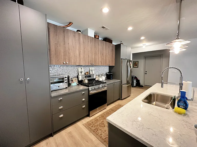 4420 S Prairie Ave #3 — Photo 5