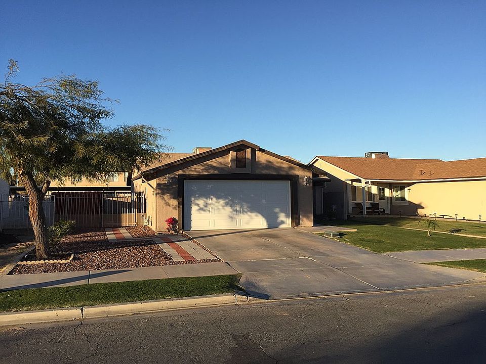 1st image of 242 Yucca Dr