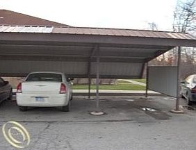 5th image of 61210 Greenwood Dr #1