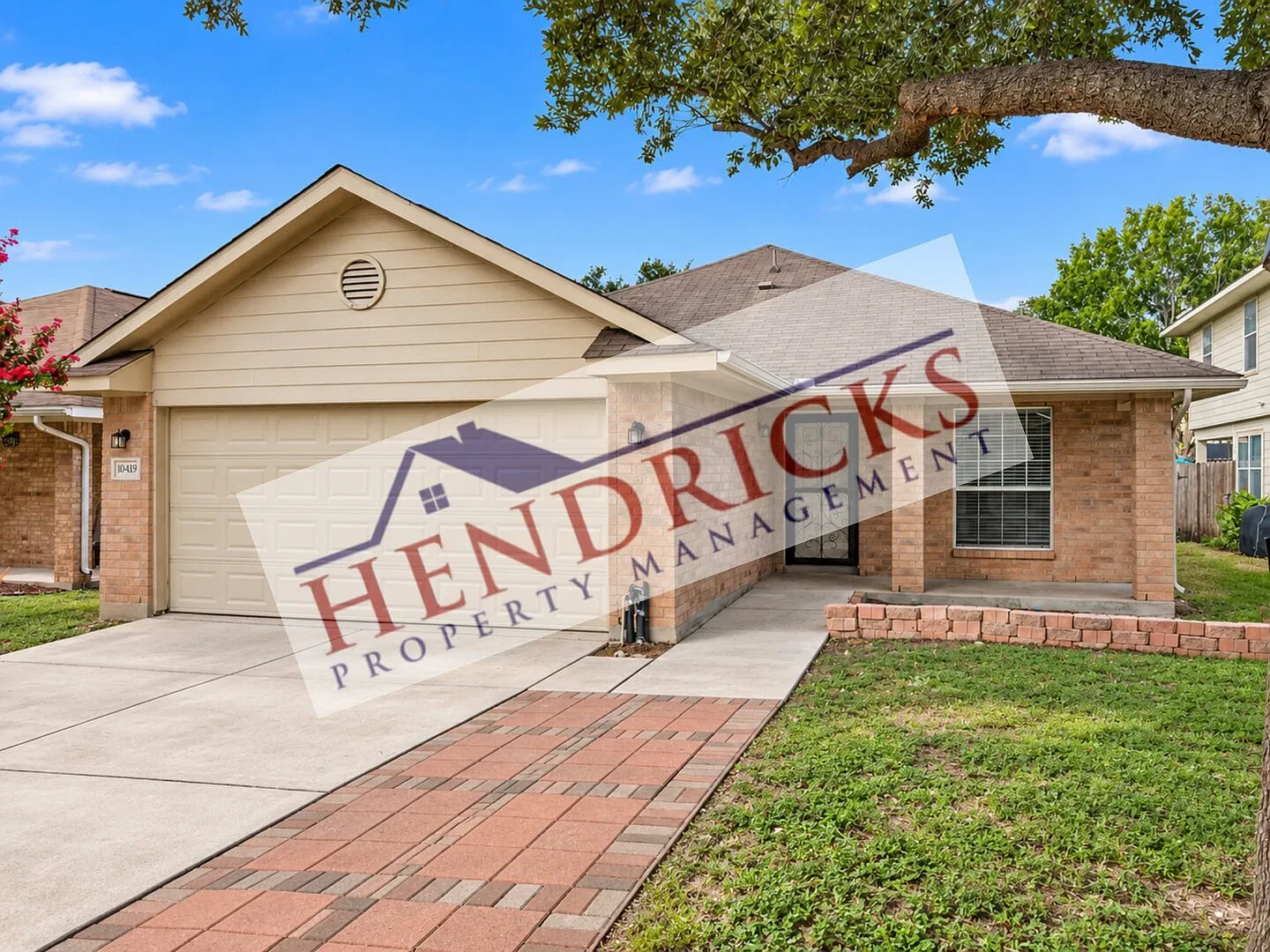 Move-In Special. off the first full month's rent with an 18-month lease. — Photo 2